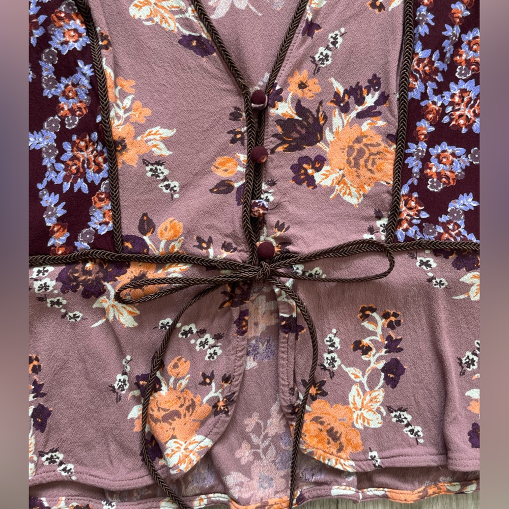 Free People Mixed Floral Tie Front Long Sleeve Boho Blouse Top M - Picture 3 of 7
